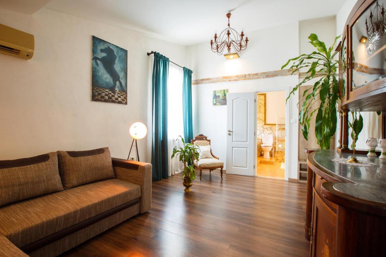 Penzion Artin Nitra Bagian luar foto