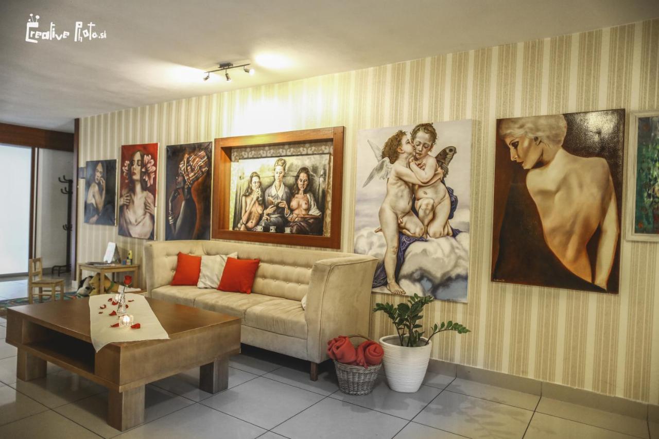 Penzion Artin Nitra Bagian luar foto