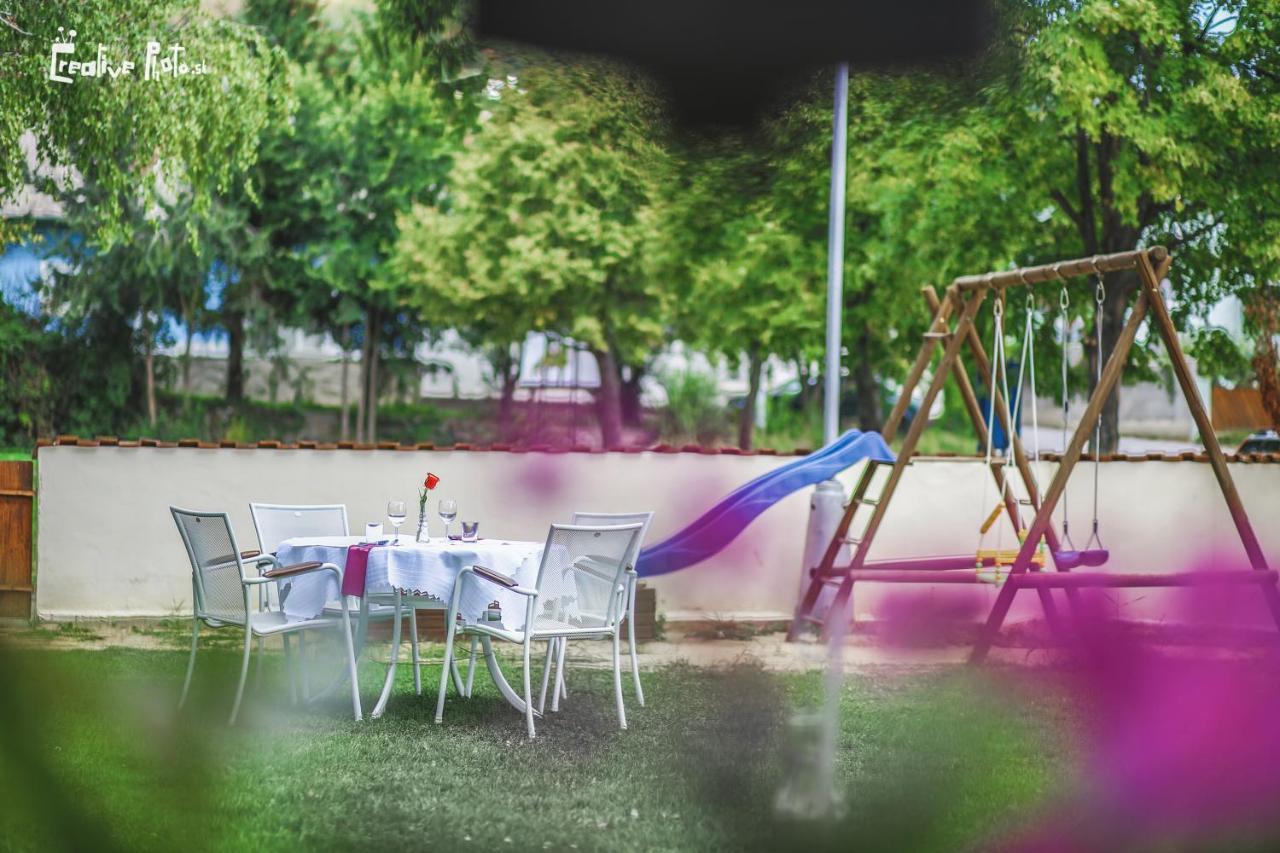 Penzion Artin Nitra Bagian luar foto